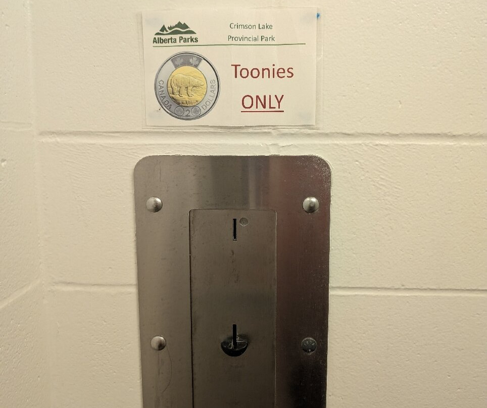 省立深红湖公园-Rocky Mountain House必去景点