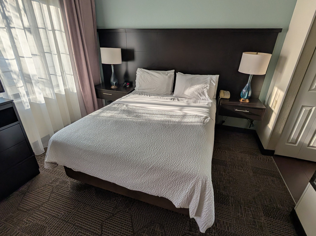 Staybridge Suites Cincinnati North by IHG主图
