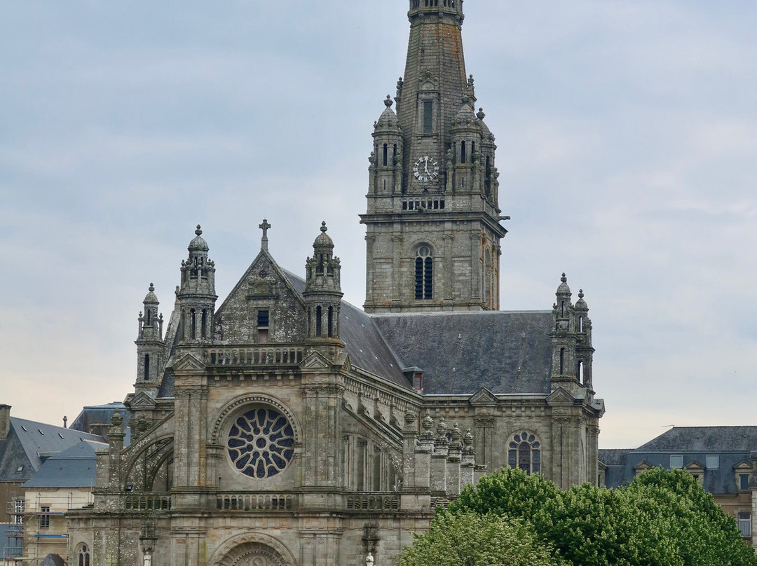 Basilique de Sainte Anne D'auray-Sainte-Anne-d'Auray必去景点