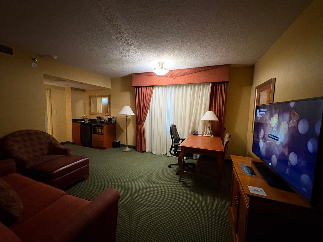 格林斯博罗机场希尔顿合博套房酒店主图