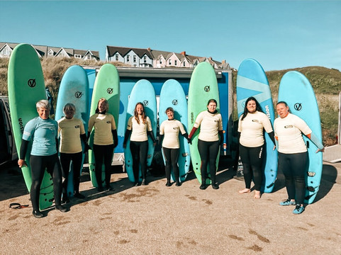 Big Blue Surf School-布德必去景点