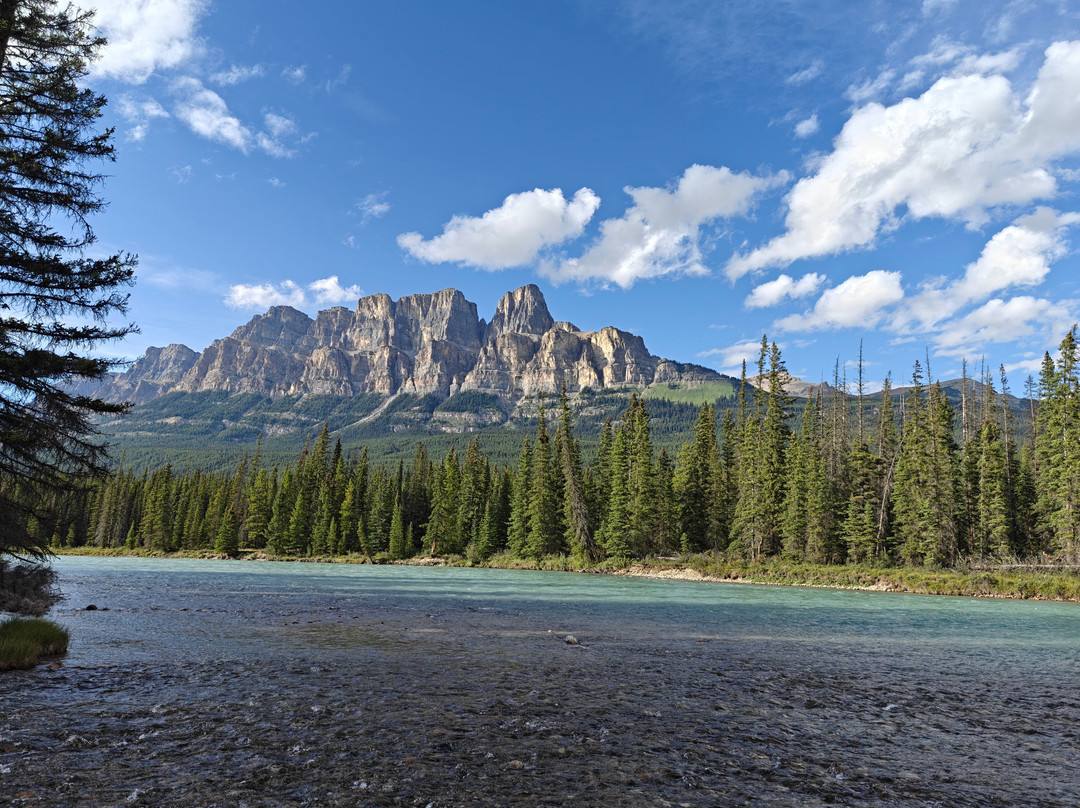 Ascent Tours-班夫必去景点