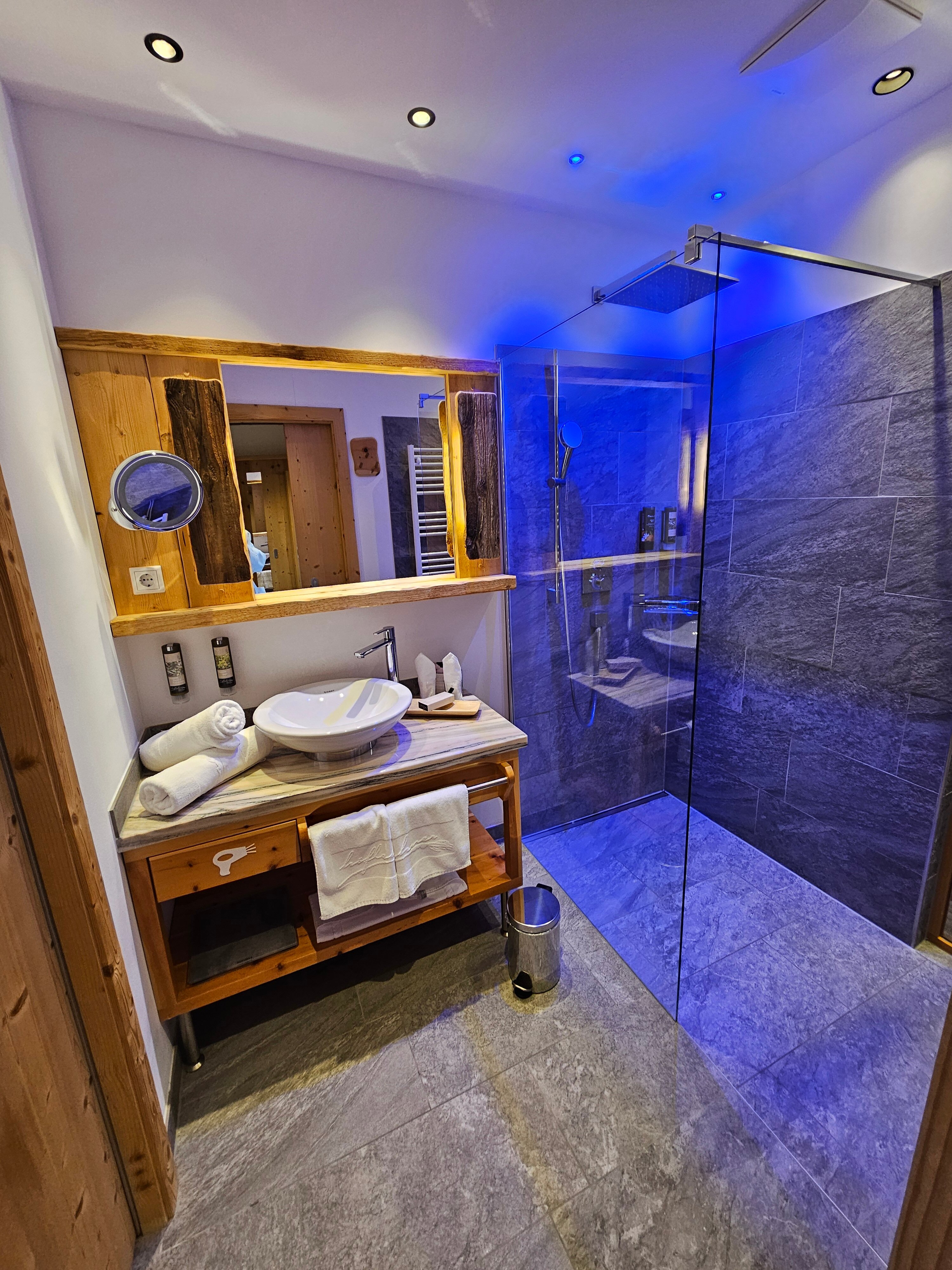 Natur und Wellnesshotel Hoeflehner-浴室