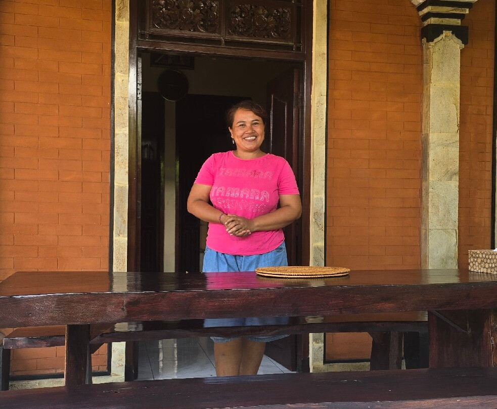 Ibu Dewi's Private Cooking Class-罗威那海滩必去景点