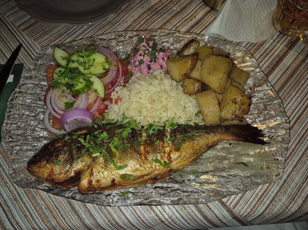 Stoupento Greek Cuisine
