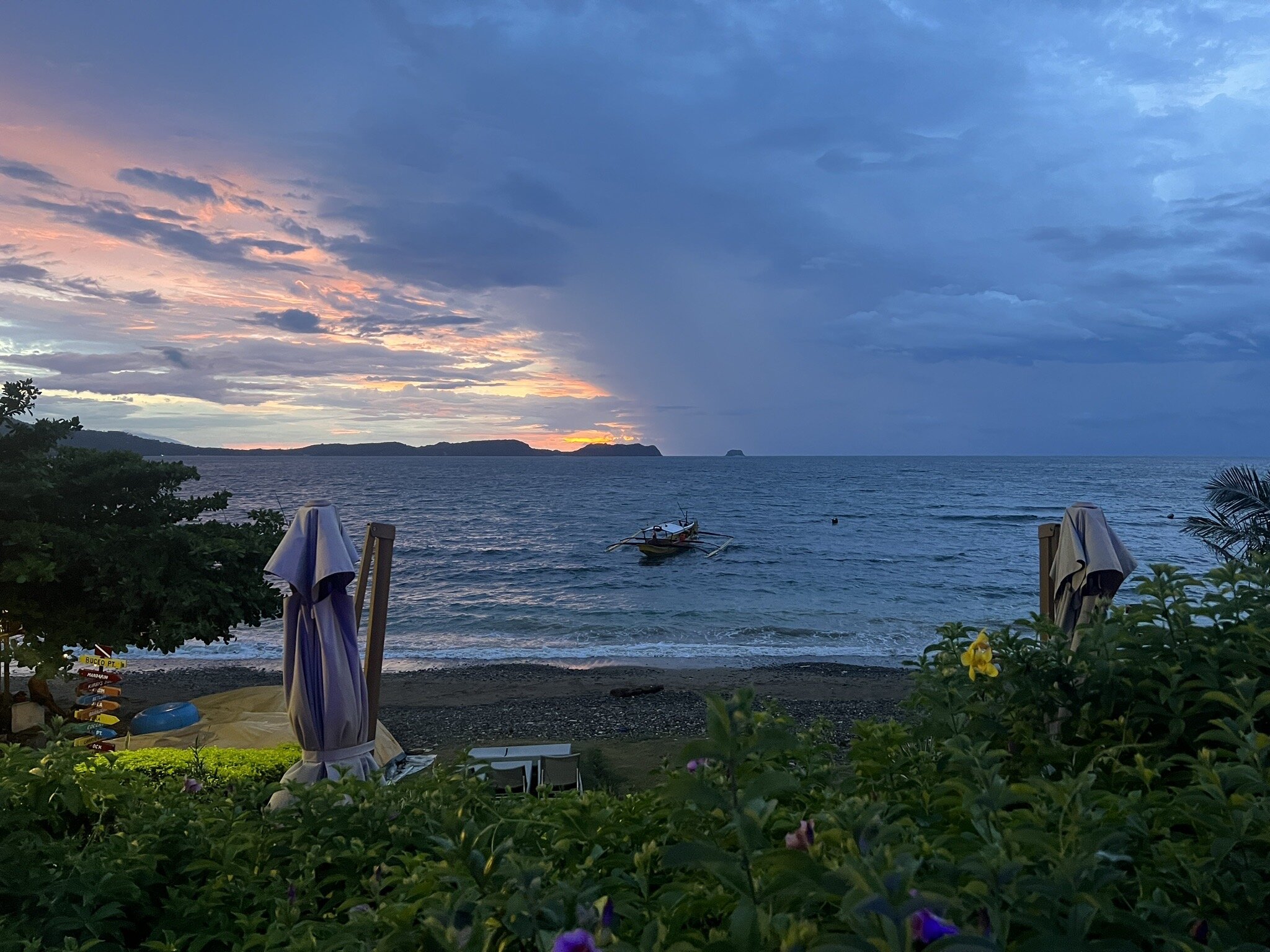 阿尼洛布塞奥海滩潜水度假村-官方