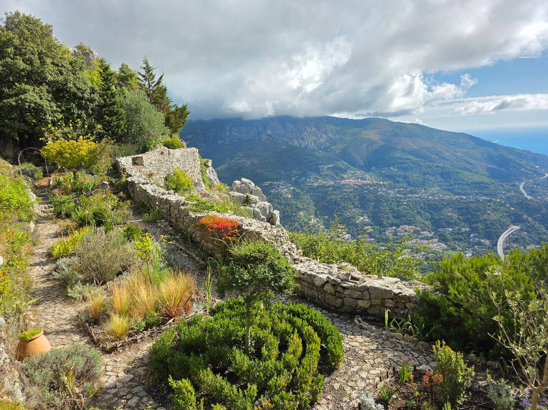 Chateau Et Jardin Medieval-Sainte-Agnes必去景点