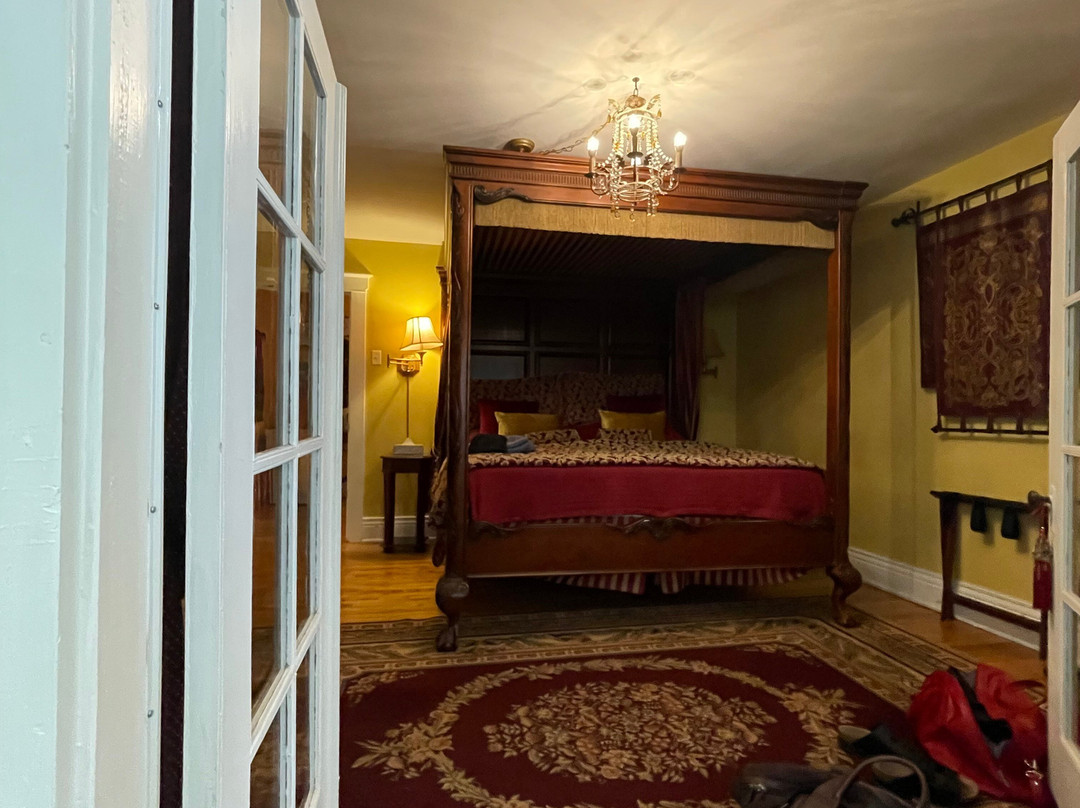 Talwood Manor Bed and Breakfast主图