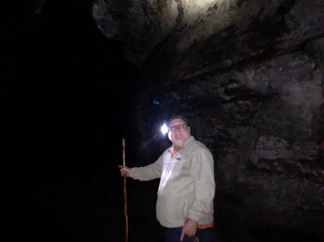 Ape Cave Lava Tubes-长景市必去景点