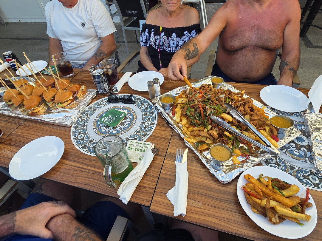 Sphinx Bar & Grill