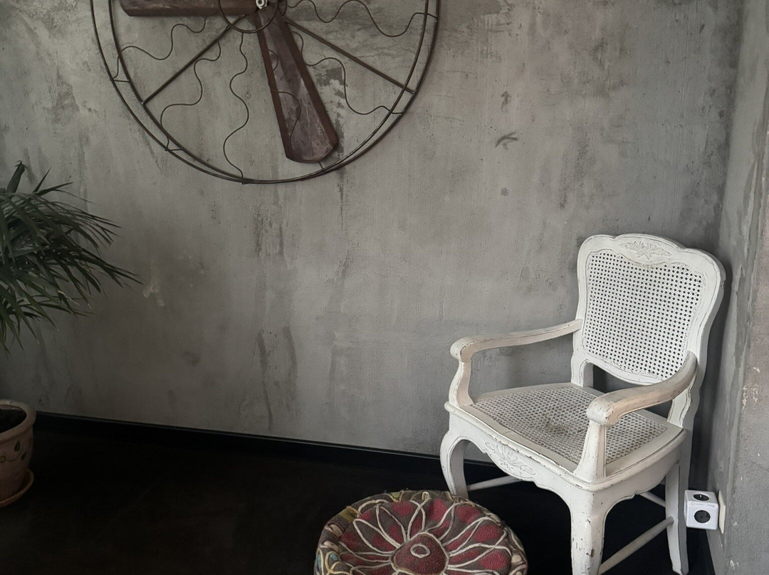 索雷城精品酒店主图