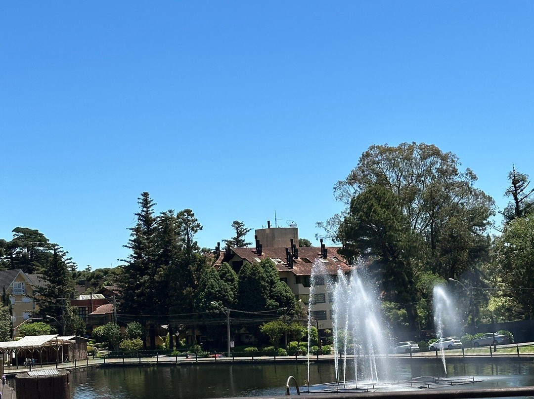 Lago Joaquina Rita Bier-格拉玛多必去景点