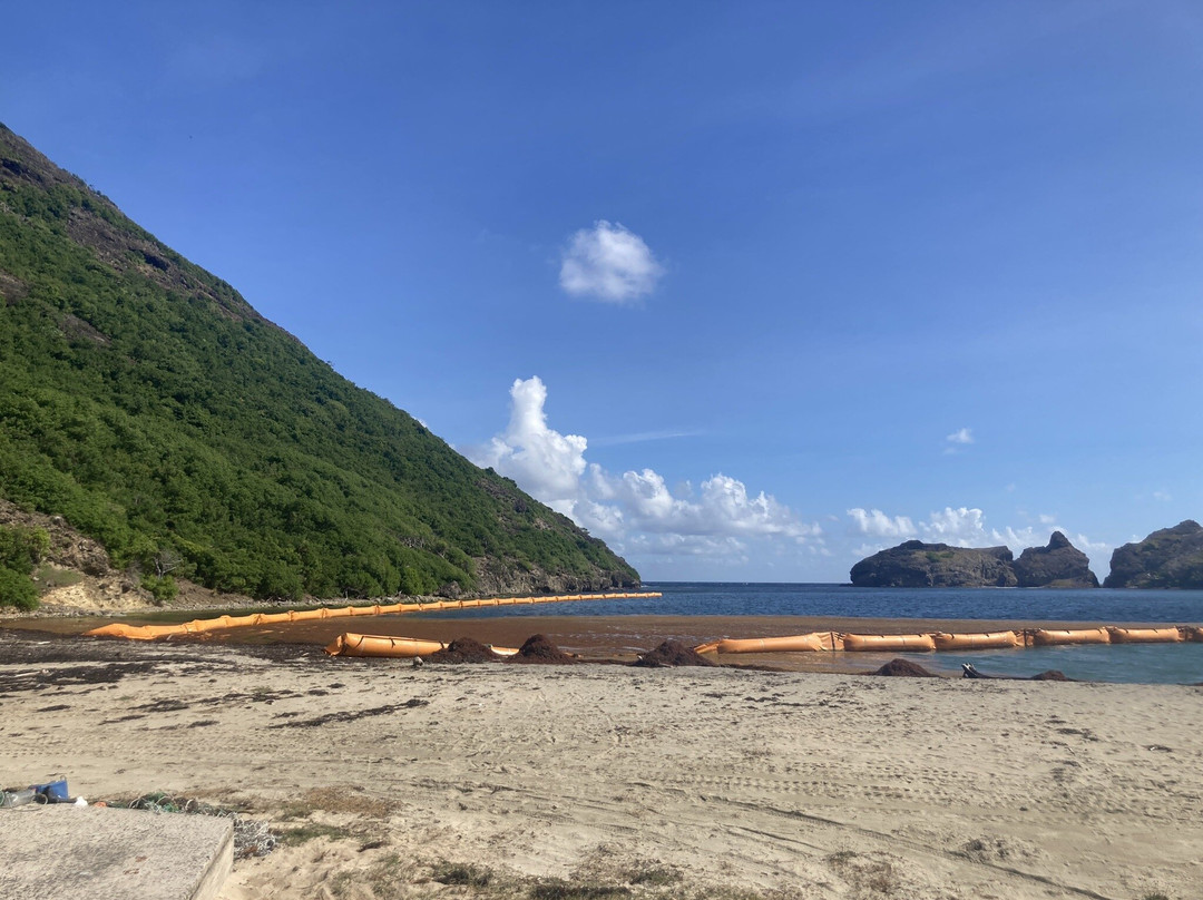 Plage de Pompierre-Terre-de-Haut必去景点