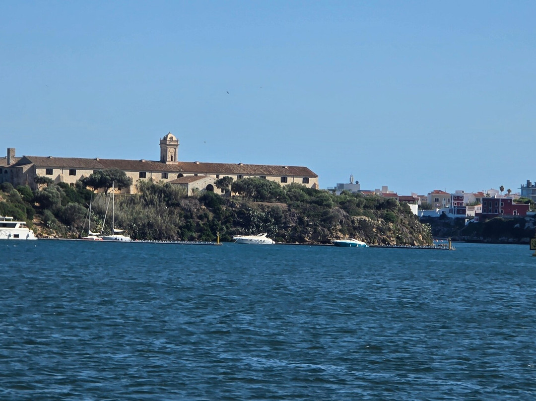 Yellow Catamarans-Mahon必去景点