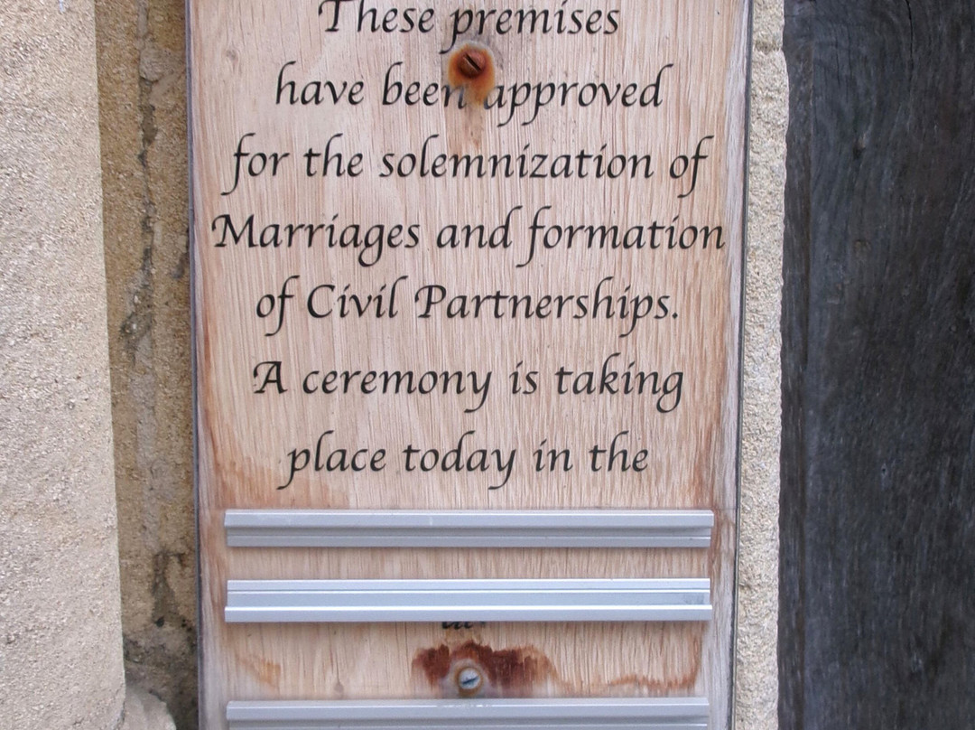 Town Hall and Trinity Guildhall-金斯林必去景点