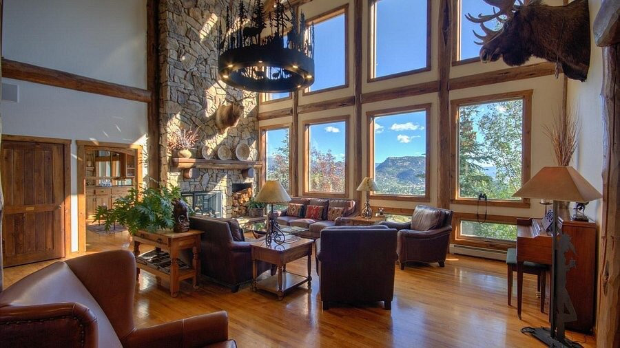 Taharaa Mountain Lodge主图