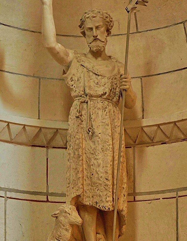 The Church of Saint-Pierre-ès-Liens in Bourdeilles-Bourdeilles必去景点