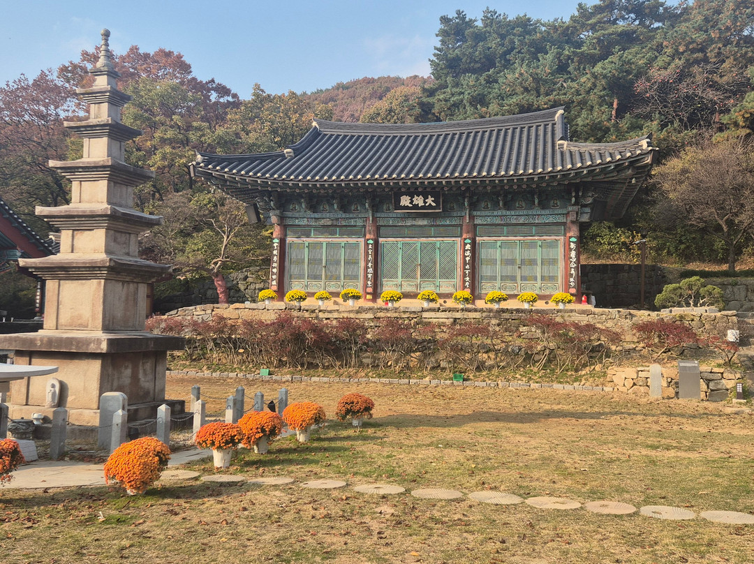 Shinwonsa Temple