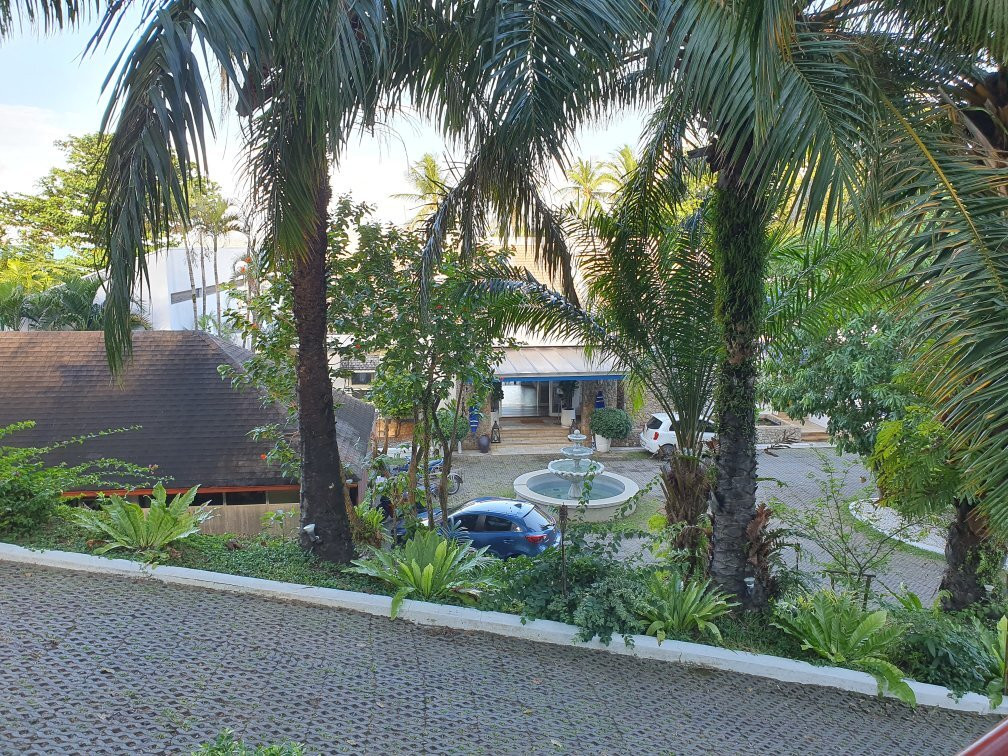 云19海滩度假酒店主图