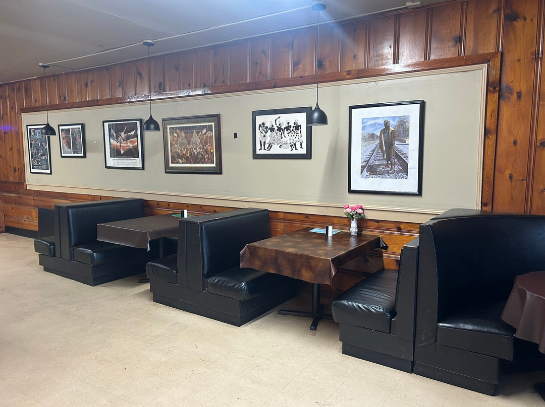 Paris Inn Restaurant