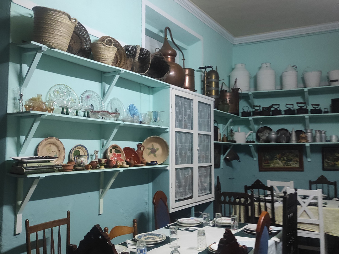 Fim do Mundo, taberna típica