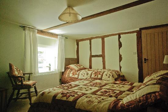 Aginhills Farmhouse主图