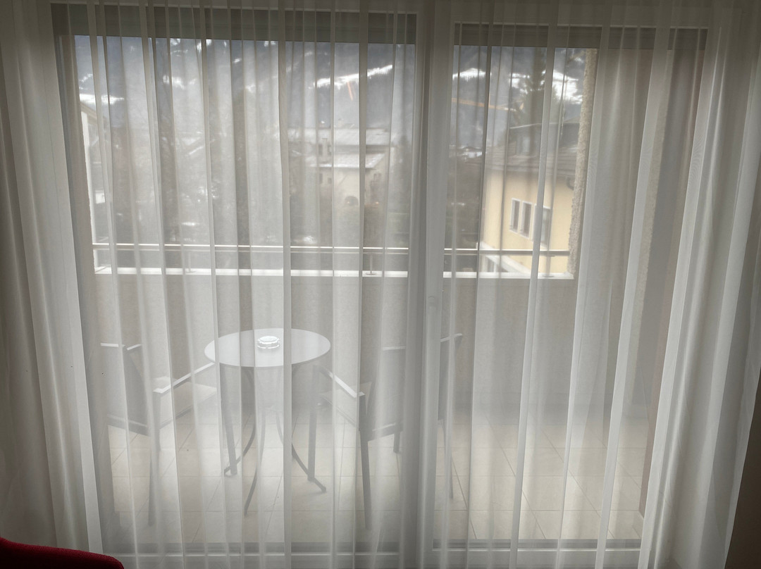 蒙德舍因酒店主图