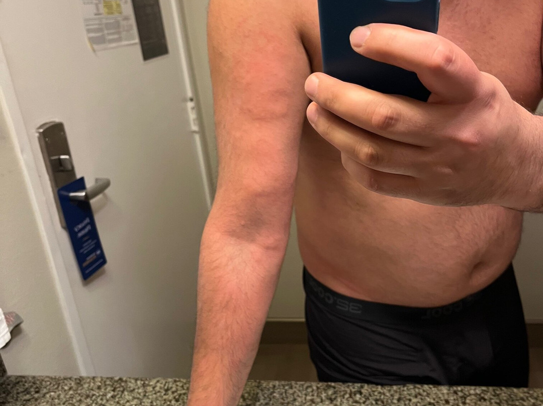 卡拉巴萨斯美好夜间旅馆主图