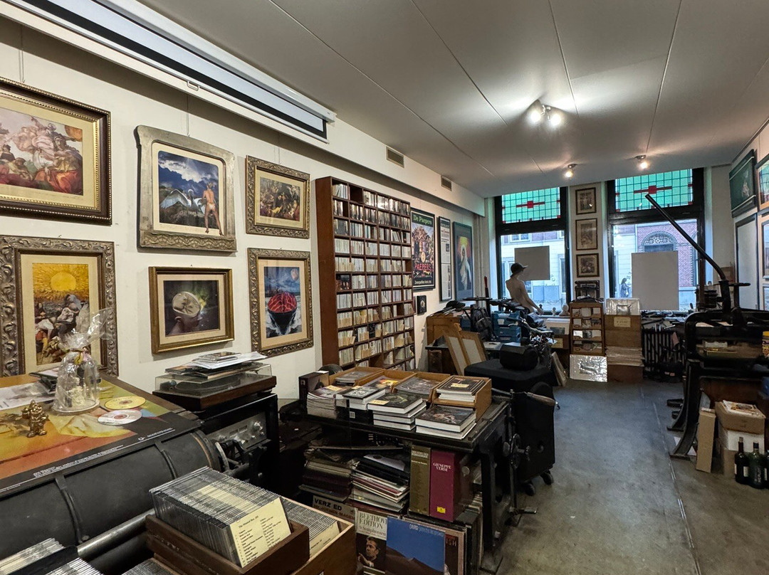 Grafisch Atelier De Franse Republiek-芬洛必去景点