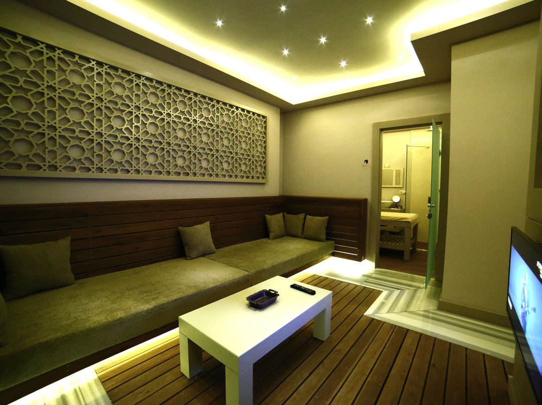 Costa Farilya Special Class Hotel主图