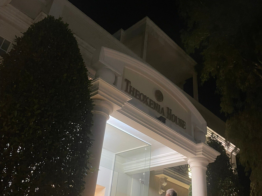 瑟奥克西尼亚居家酒店主图