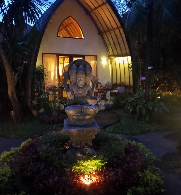 巴厘岛克鲁普度假酒店主图