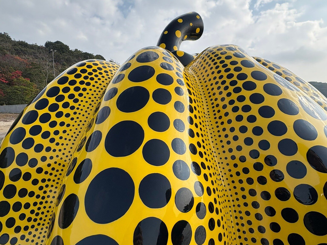 Yellow Pumpkin-直岛町必去景点