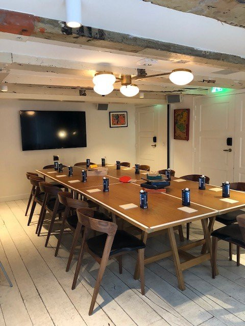 伦布兰特经典酒店主图