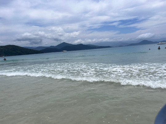 Lancha Claudio Ubatuba-乌巴图巴必去景点