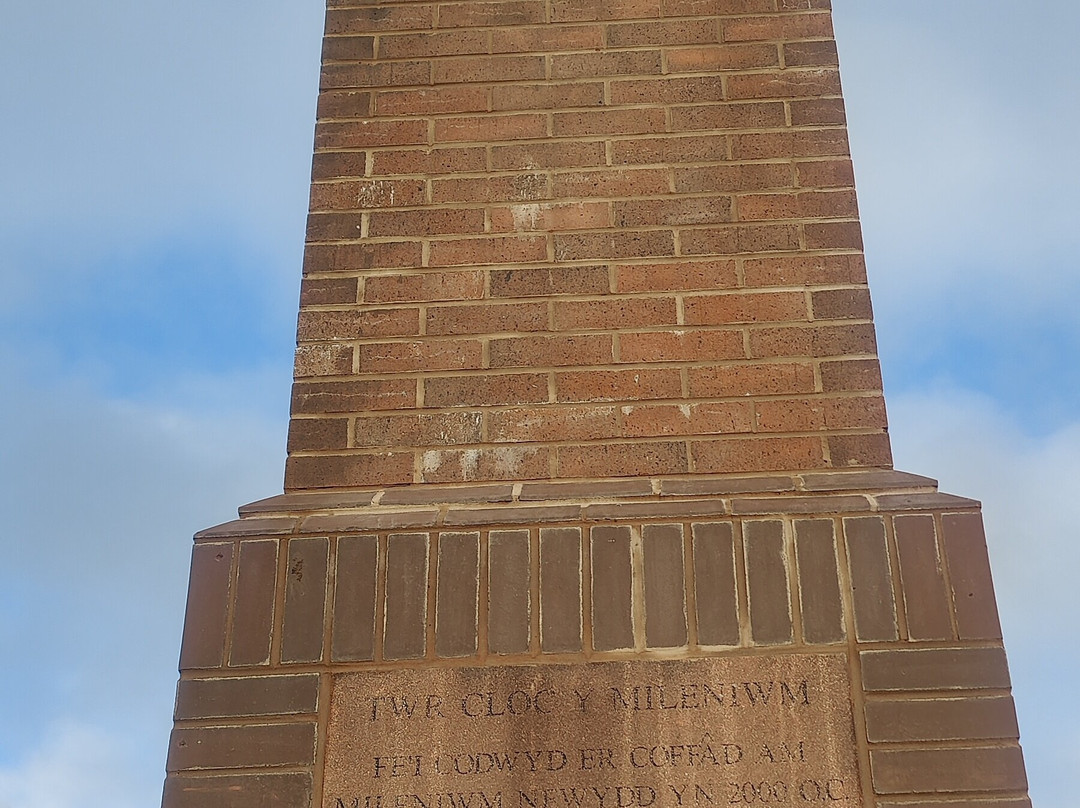 Millennium Clock Tower-Penyffordd必去景点
