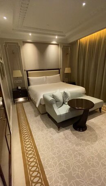 新加坡浮尔顿酒店主图