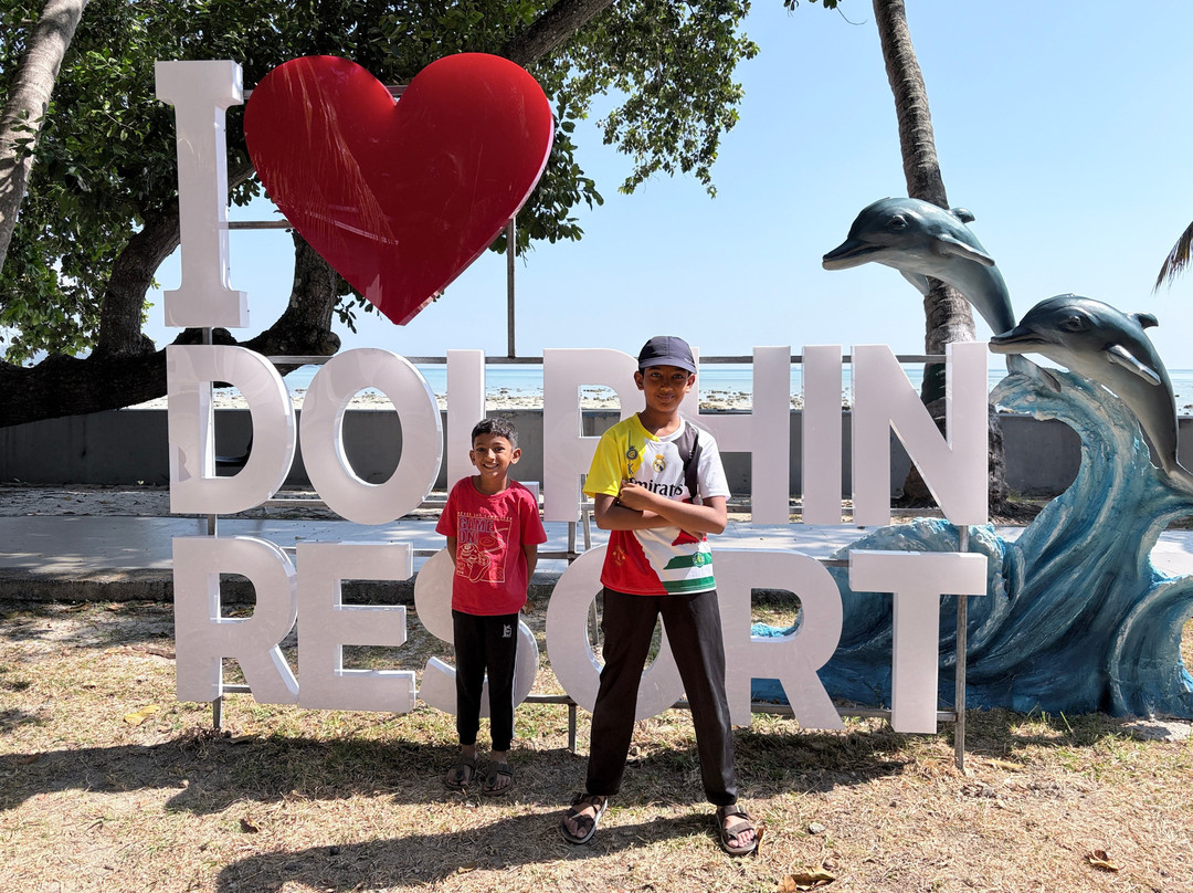 Dolphin Beach Resort