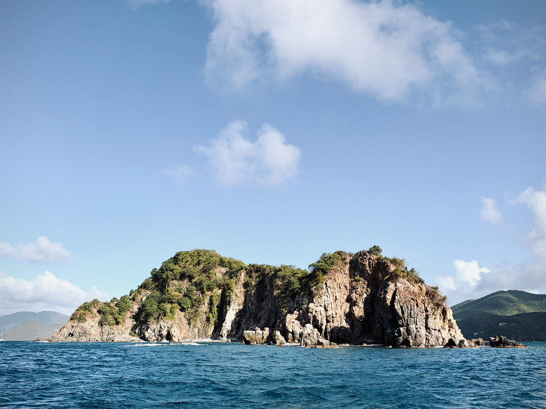 St John Dinghy Rentals-克鲁兹湾必去景点