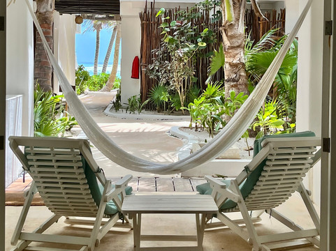 图卢姆小屋主图