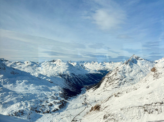 阿布里司酒店主图