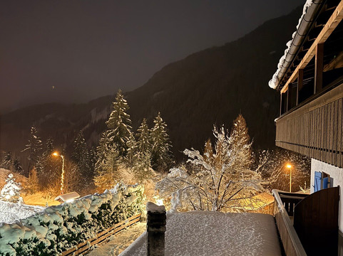 伊登别墅酒店主图