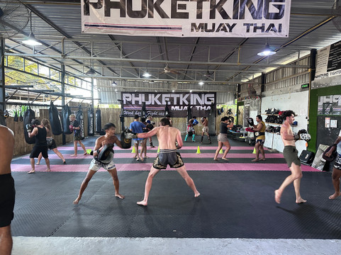 Phuket King Muay Thai-卡图必去景点