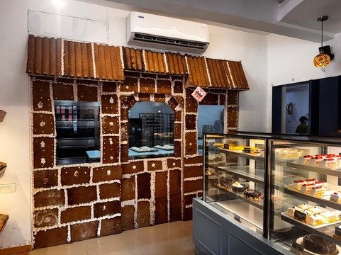 Breaking Bread With Aaron