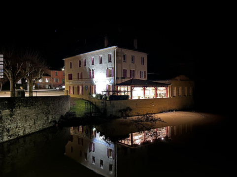 Logis Hostellerie d'Héloïse主图