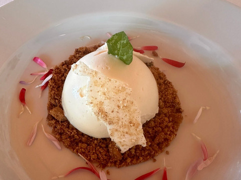 Claroscuro Bodega De Arte-Vista Flores必去景点