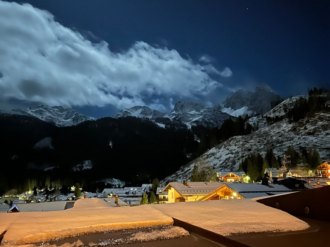 约兰达酒店主图