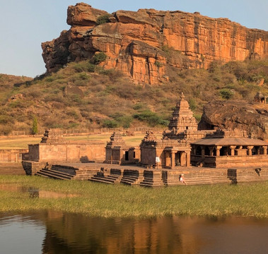 Badami Cave Temples-Badami必去景点