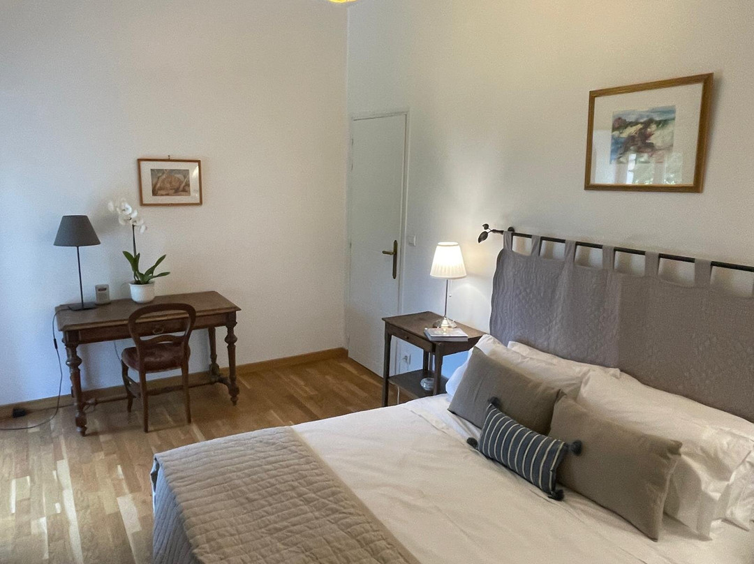 布鲁尼庄园酒店主图