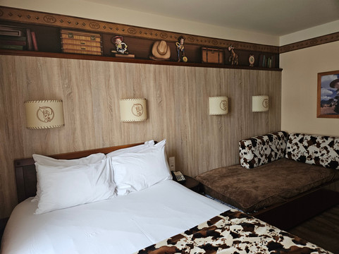 巴黎迪士尼夏延酒店©主图